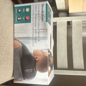 Brookstone Cordlesss Shiatsu Neck and Back Massager with heat